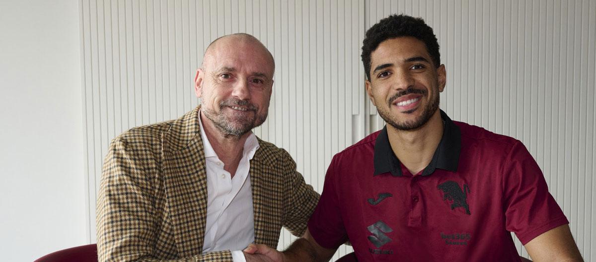 Torino completes contract extension with Equatorial Guinea international defender Saúl Coco..