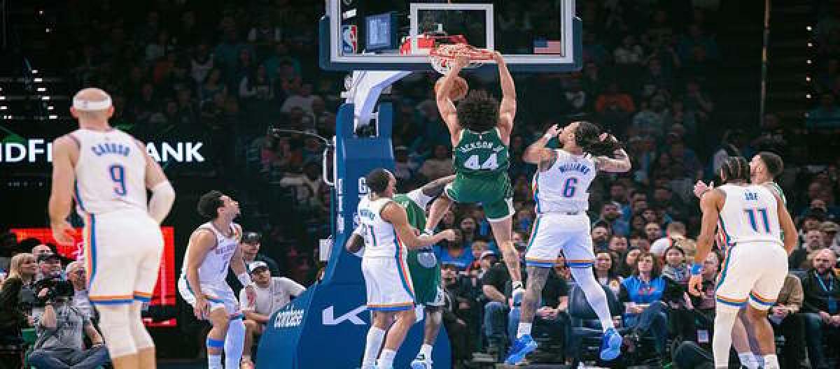 With 19 points, Dieng led the Bucks to a 110-93 victory over the Thunder.