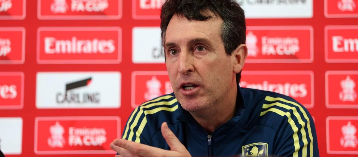 乌奈·埃梅里表示球员们随时准备上场，并愿意在多个位置为球队贡献力量