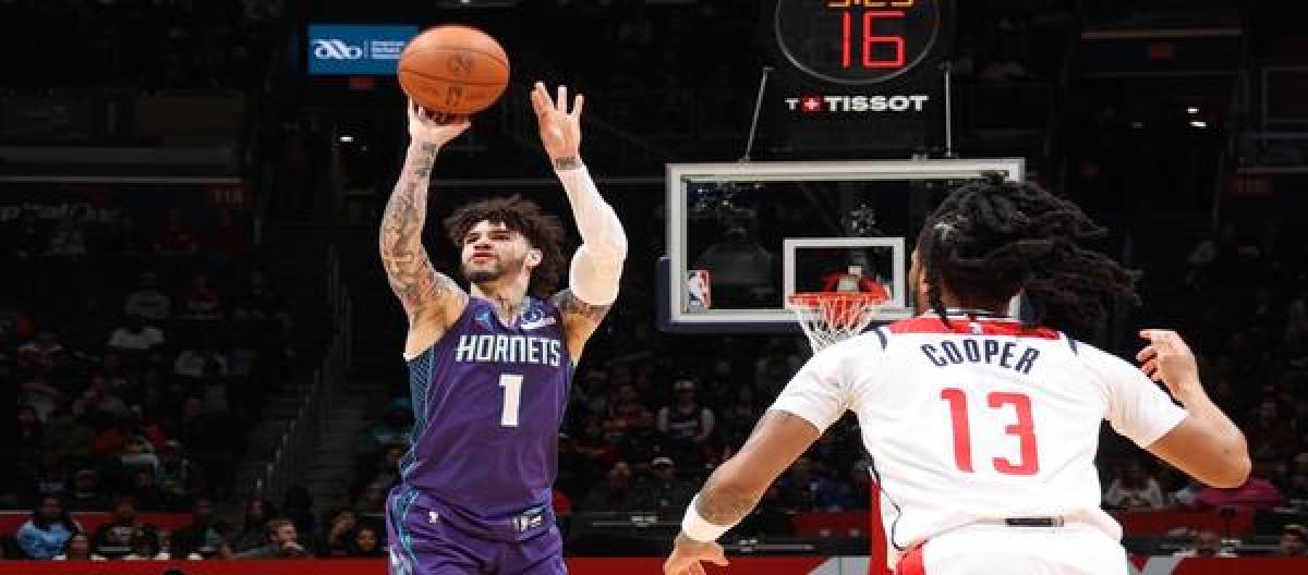 Ball scored 37 points as the Hornets easily defeated the Wizards 129-112.