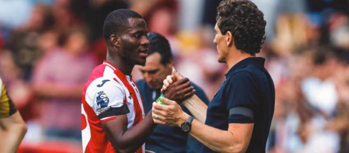 布伦特福德主帅凯斯·安德鲁斯确认亨利重伤