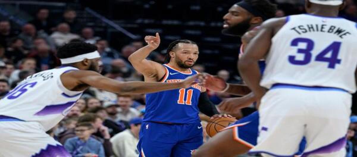 Sensabo scored 29 points in a losing effort as the Knicks easily defeated the Jazz 134-117.
