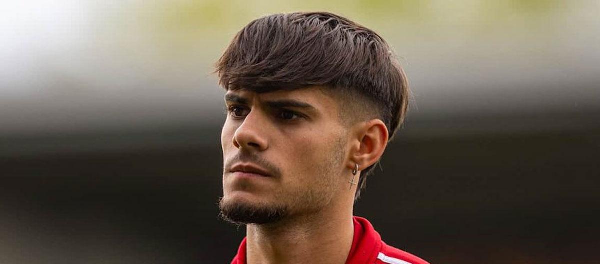 Liverpool's young English striker Oakley Cannonier confirms that he will be leaving the club at the end of the season..