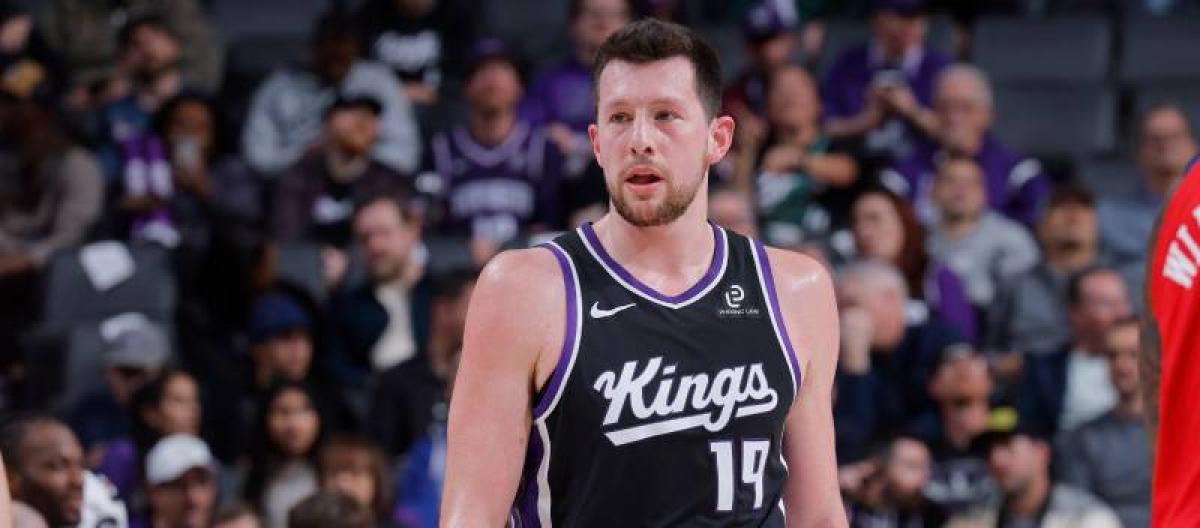 Sacramento Kings backup center Ubanks undergoes thumb surgery, ending his season.