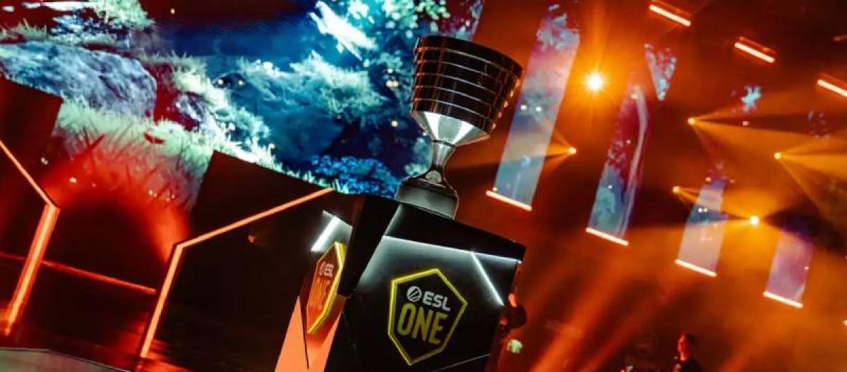 ESL One Birmingham 2026 battle reignites with Tundra and MOUZ leading the pack.
