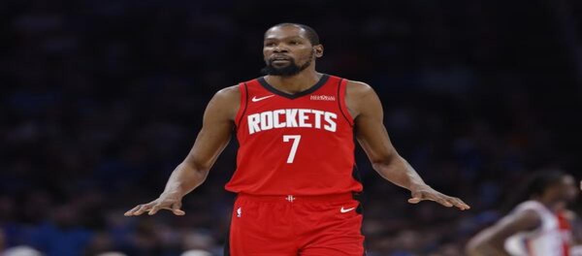 Durant scored 25 points as the Rockets easily defeated the Jazz 140-106.