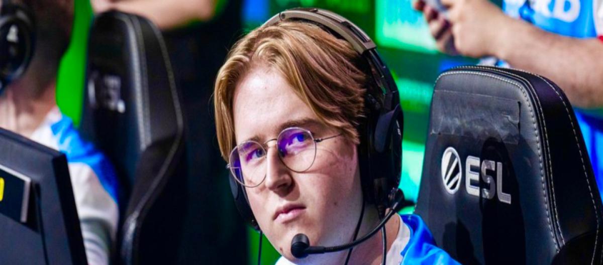 fr3nd and ex1st arrived on the same day, and KOLESIE's new lineup is basically finalized.