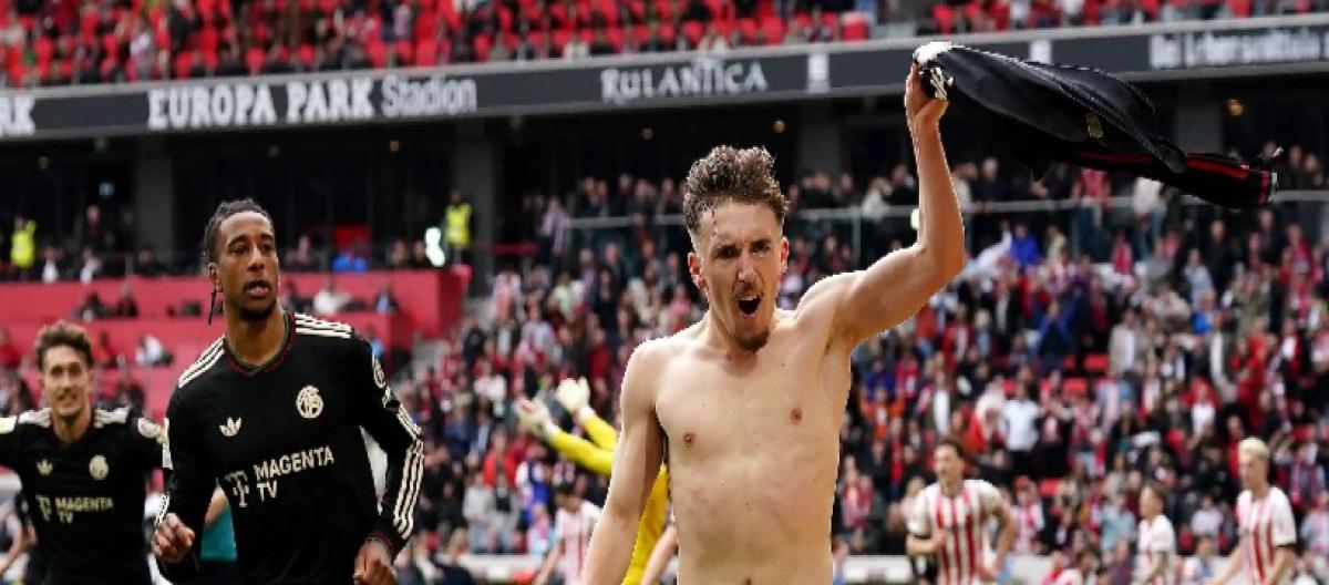 德甲——比朔夫双响卡尔绝杀,拜仁3-2逆转弗赖堡稳居榜首 德甲——比朔夫双响卡尔绝杀,拜仁3-2逆转弗赖堡稳居榜首