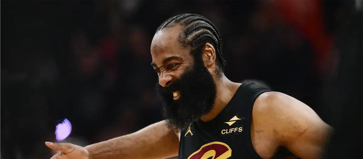 ESPN:哈登今夏预计降薪续约,下赛季继续留守骑士 ESPN:哈登今夏预计降薪续约,下赛季继续留守骑士