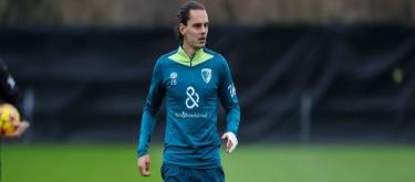 Enes Unal suffered a torn anterior cruciate ligament in his right leg during training