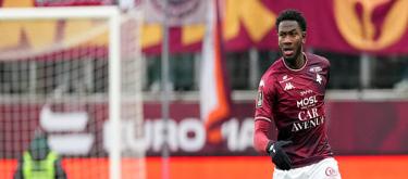 Venice loaned Metz defender Farley Kander for half a season with option to buy