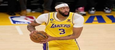 独行侠单场18次封盖创队史纪录 戴维斯首秀26+16+3惊艳全场