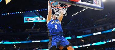 麦克朗三连冠封神！扣篮大赛历史第一人，奖金超NBA生涯收入