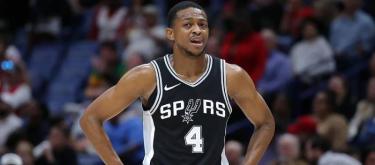 德阿隆·福克斯因左手小指受伤赛季报销