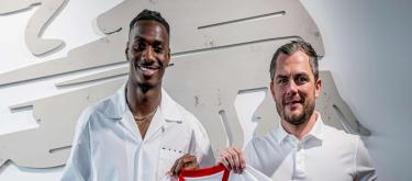 RB Leipzig official: 20-year-old Dutch midfielder Ben Zuzi will officially join from Ohawali this summer with a 5-year contract