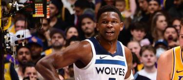 因向球迷爆粗且做出不雅动作，森林狼得分后卫爱德华兹被罚款5万美元..