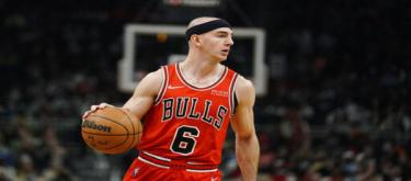 卡鲁索：季后赛每一场都不能松懈，必须全力以赴