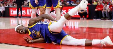 Golden State Warriors forward Jimmy Butler leaves game early with pelvic injury
