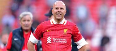 范迪克认为斯洛特的处事态度为球队打下良好基础