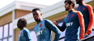 内尔松·塞梅多表示球队依然充满活力，球员们将竭尽全力为目标而战