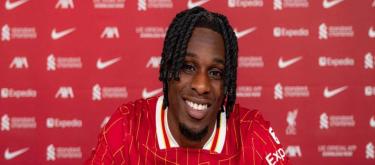 利物浦官宣签下勒沃库森右后卫弗林蓬，合约为期5年