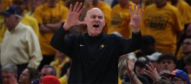 步行者迎来争冠的机会　里克·卡莱尔：现在还不是开香槟的时候