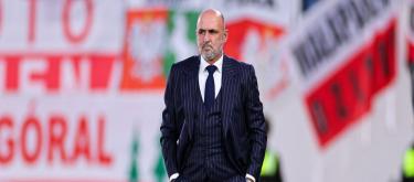 Poland coach Probiez officially sacked due to dismissal of Lewandowski's captaincy