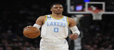 Westbrook refuses to exercise player option to test free market in July, which may usher in a turning point in his career
