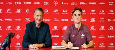 官方：挪威攻击手马里乌斯·布罗霍尔姆正式加盟里尔，将身披14号球衣