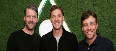 Official: Bremen has completed the contract extension with 30-year-old central defender Niklas Stark