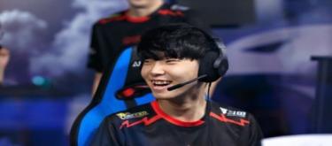 Foxy Chovy热潮再临，Chovy夺冠纪念表情引爆玩家热议