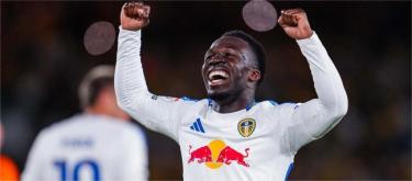 Leeds United will face Manchester United in a friendly match and hope for a good result