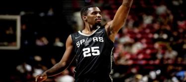 马刺签下夏联一阵新星大卫·琼斯·加西亚 双向合同开启新征程