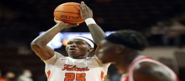 Kings sign former Hawks guard Plowden to two-way contract, ushering in new opportunities