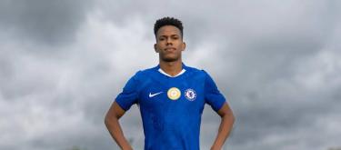 Brazilian rising star Esteban Willian officially joins Chelsea