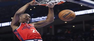 前独行侠快船中锋凯·琼斯试训热火 或加盟补强内线深度