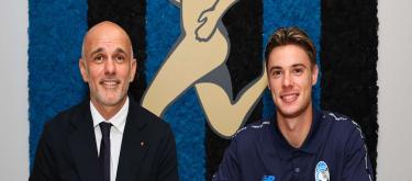 Inter Milan midfielder Zalewski officially joins Atalanta for a transfer fee of 17 million euros