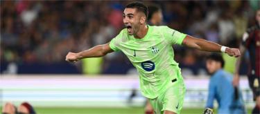La Liga - Ferran Torres scores as Barcelona comeback from behind to win 3-2 against Levante