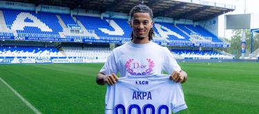 Auxerre completes contract extension with Ivorian international defender Clément Akpa..