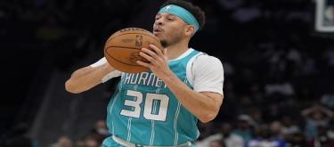 The Warriors' impressive lineup with two Curries on the court shocked the league.