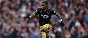 克里森西奥·萨默维尔对自己能够完成整场90分钟的比赛感到非常高兴