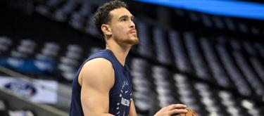 Powell believes in embodying the Dallas Mavericks spirit with energy and conviction