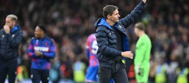 奥利弗·格拉斯纳对球队的发挥感到满意，认为本场比赛充分展现了球员们的出色发挥