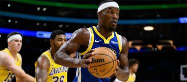 史蒂夫·科尔称赞吉米·巴特勒为球队提供稳定的支持