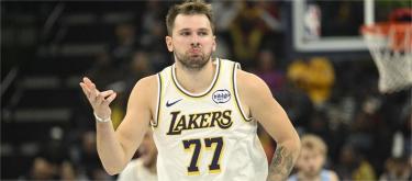 连续3场比赛都突破40分　东契奇打破纪录