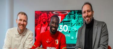 Official: Augsburg extends contract until 2030 with 23-year-old center-back Crislan Massima.