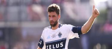 官方：穆勒将留守温哥华白浪至2026年12月，年薪600万欧元