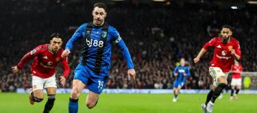 Adam Smith highly praised the team's resilience and fighting spirit during the game.