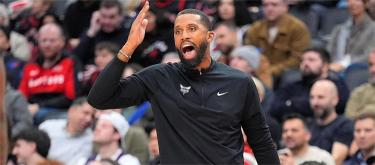 查尔斯·李认为黄蜂的防守正在持续进步