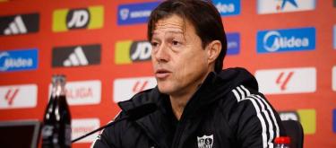 马蒂亚斯·阿尔梅达表示球队需要不断自我审视并加强训练才能逐步脱离困境